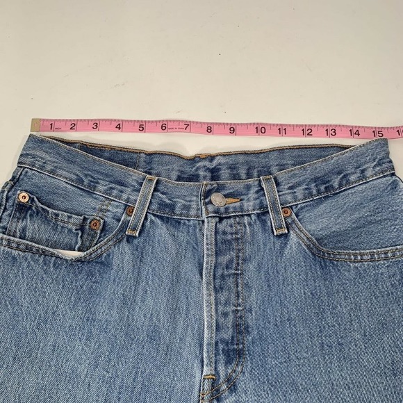 LEVIS 501 Hand Embroidered Shorts Daisy Unisex 30 Size 8 Y2K 100% Cotton - Picture 5 of 10